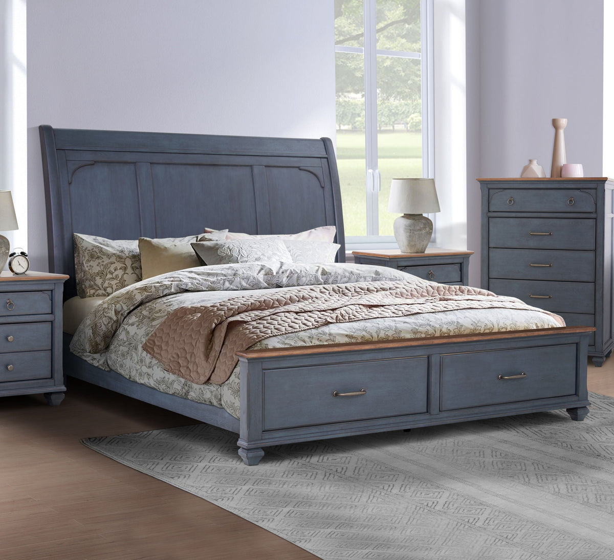 Sleigh Bed & USB Ports